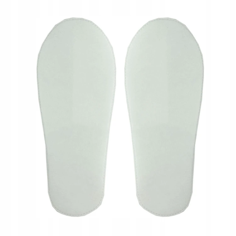 kapcie-wlokninowe-z-logo-aroma-derm-gold-1para-jednorazowka-pl