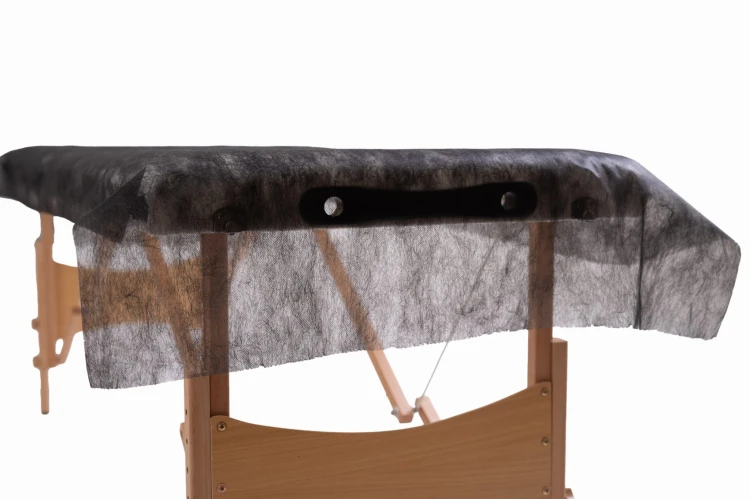 przescieradlo-wlokninowe-czarne-na-rolce-60cm-50m-qms-line-standard.jpg